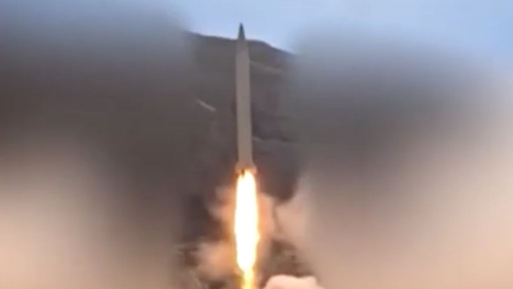 Iran Serang Pangkalan Militer AS di Qatar: Reaksi Global dan Implikasi Strategis