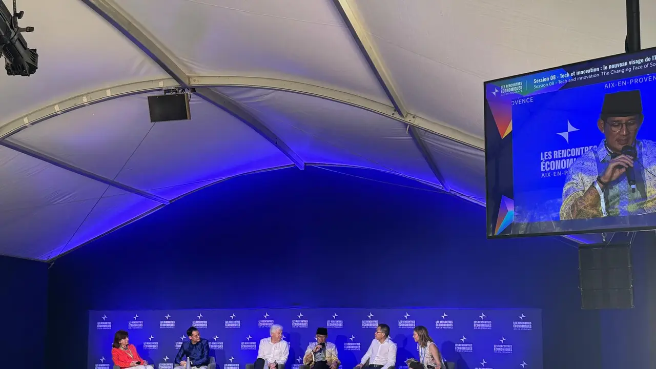 sandiaga-uno-dorong-kolaborasi-dan-umkm-sebagai-kunci-pemulihan-ekonomi-global